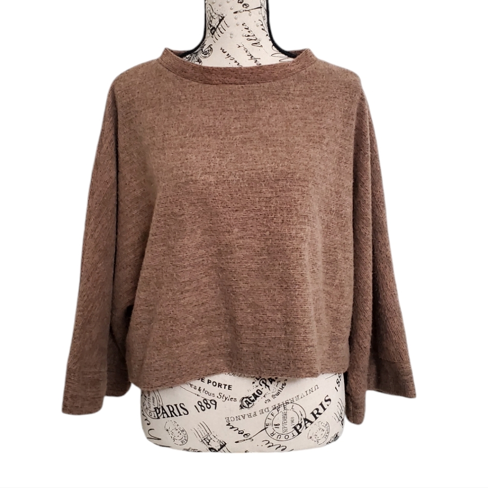 El Bloom Women's Batwing Pullover Sweater (W06)